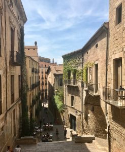Girona Guide by Tiana Pongs