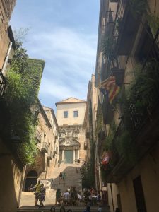 Girona Guide by Tiana Pongs